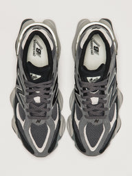 NEW BALANCE THE 9060 SNEAKER - BROWN