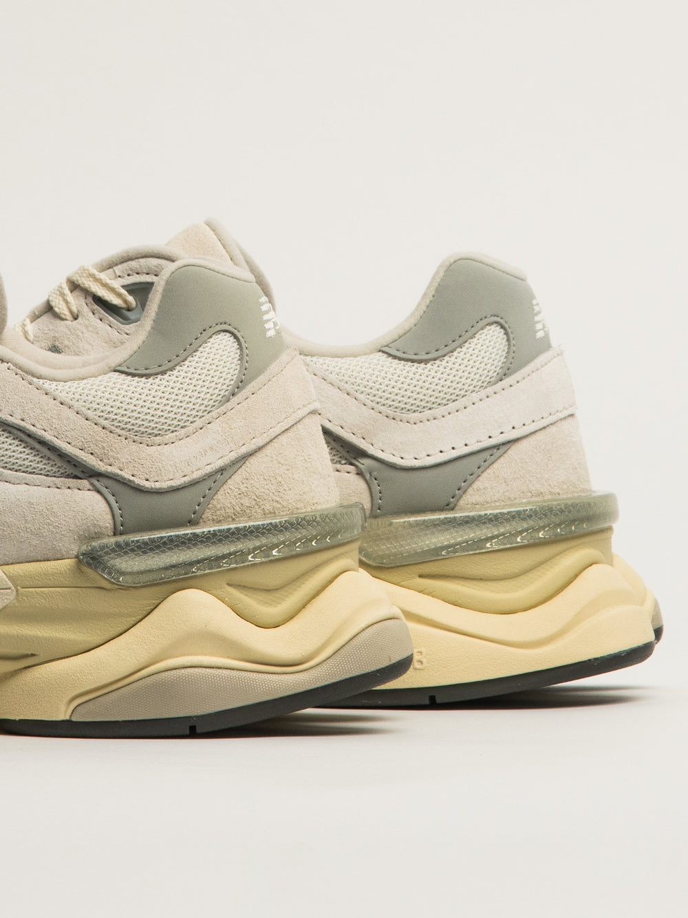 MENS NEW BALANCE THE 9060 - SEA SALT