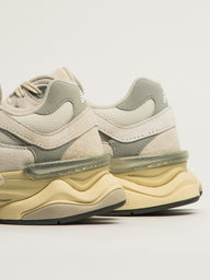 MENS NEW BALANCE THE 9060 - SEA SALT