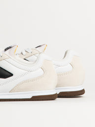 WOMENS NEW BALANCE THE RC42 SNEAKER - WHITE/BLACK