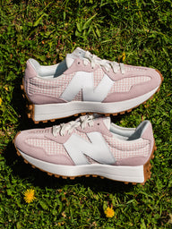 WOMENS NEW BALANCE THE 327 SNEAKER - STONE PINK
