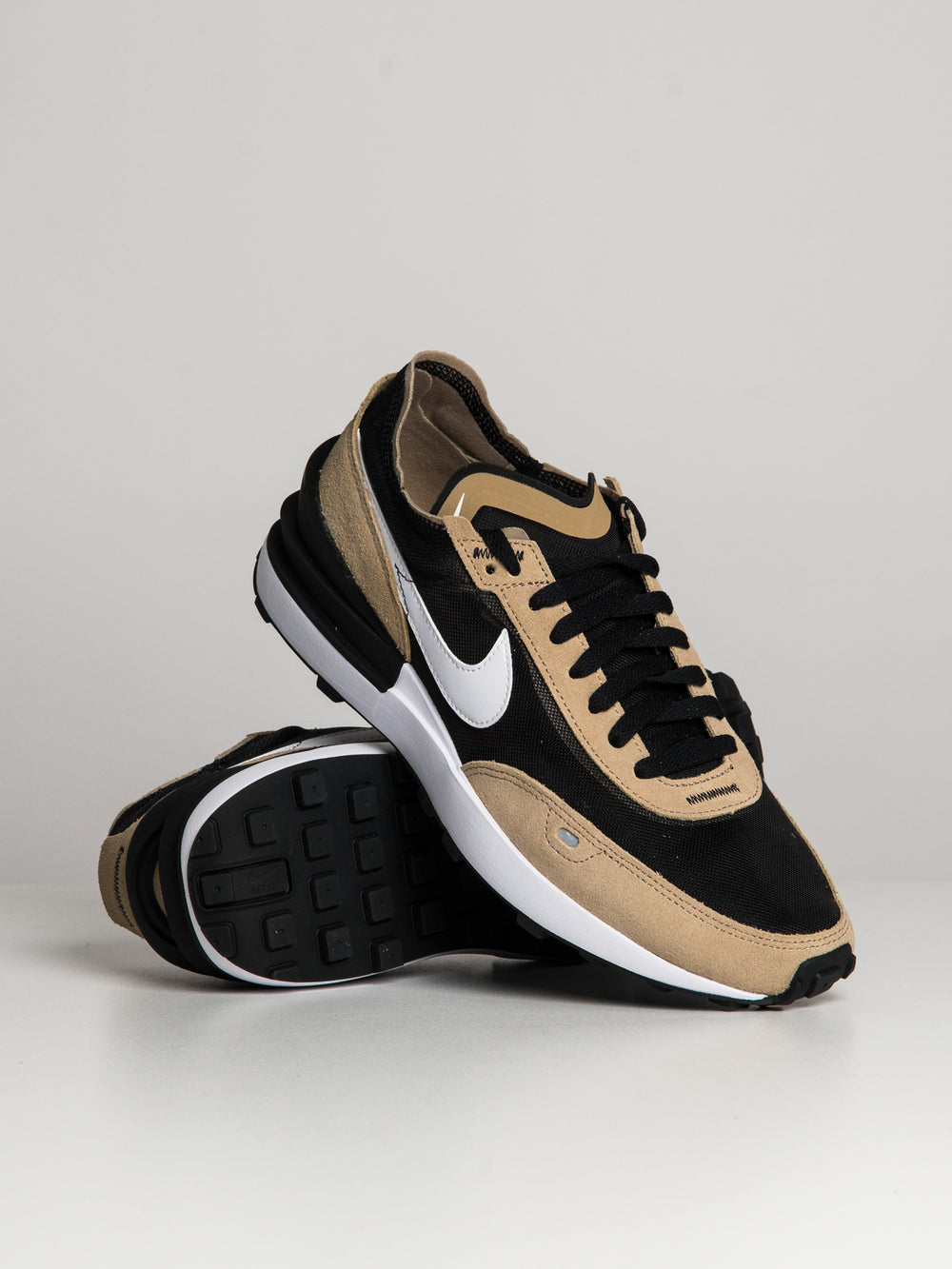 MENS NIKE WAFFLE ONE SNEAKER - CLEARANCE