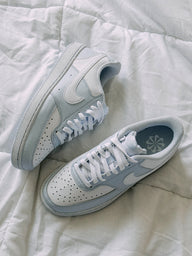 WOMENS NIKE COURT VISION LOW NEXT NATURE SNEAKER - CLEARANCE