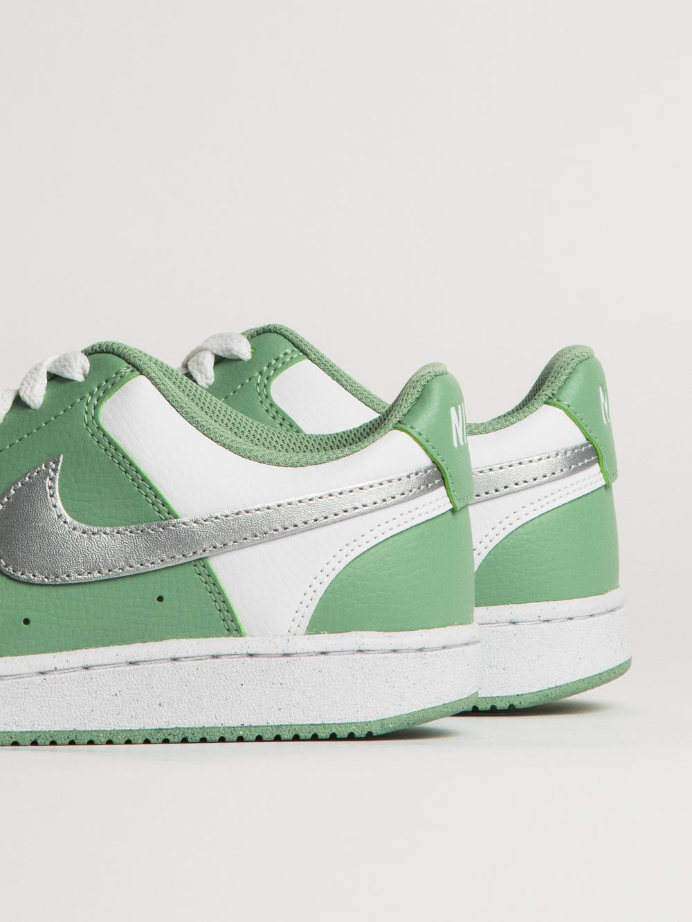 WOMENS NIKE COURT VISION LOW NEXT NATURE SNEAKER - WHITE/GREEN