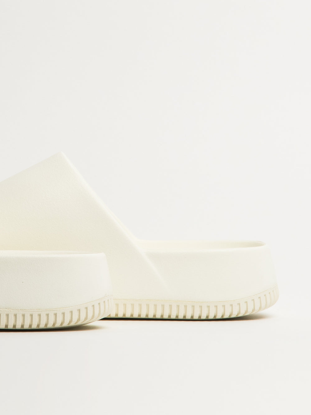 MENS NIKE CALM SLIDES - SAIL