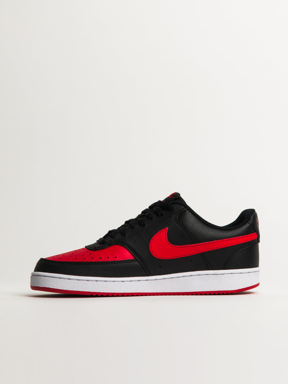 MENS NIKE COURT VISION LOW SNEAKER - BLACK/WHITE/UNIVERSITY RED
