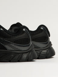 MENS NIKE V5 RNR SNEAKER - BLACK