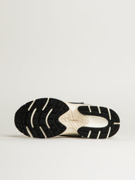 WOMENS NIKE V5 RNR SNEAKER - SUMMIT WHITE
