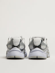 WOMENS NIKE V5 RNR SNEAKER - WHITE/SILVER