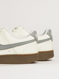 MENS NIKE COURT VISION LOW SNEAKER - WHITE/GREY