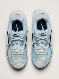 WOMENS NIKE V5 RNR SNEAKER  - OFF WHITE/BLUE