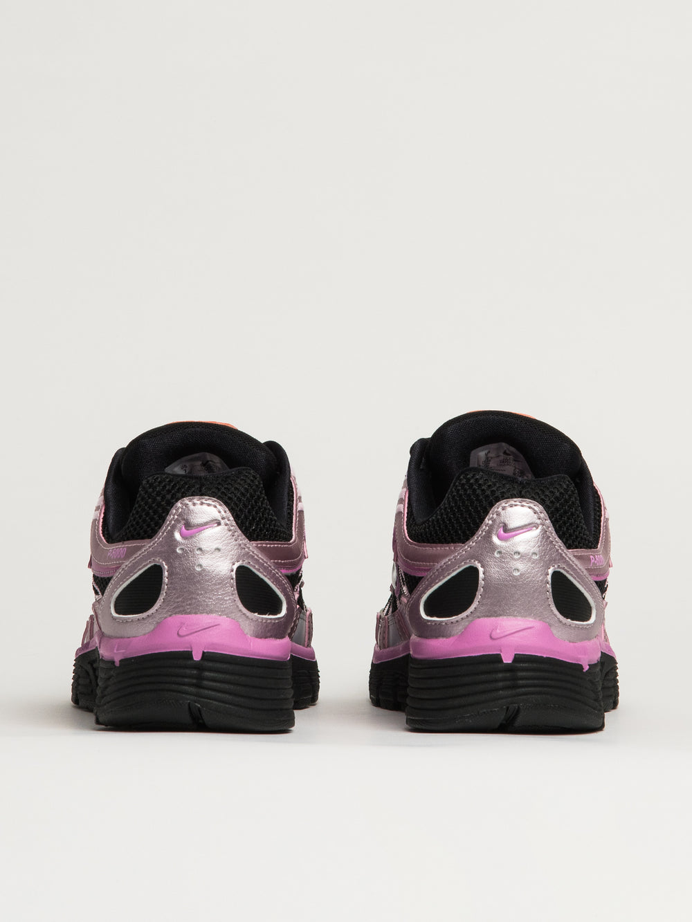 NIKE P - 6000 SNEAKER - BLACK/PINK
