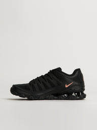 NIKE REAX 8 TR SNEAKER - BLACK