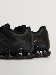 NIKE REAX 8 TR SNEAKER - BLACK