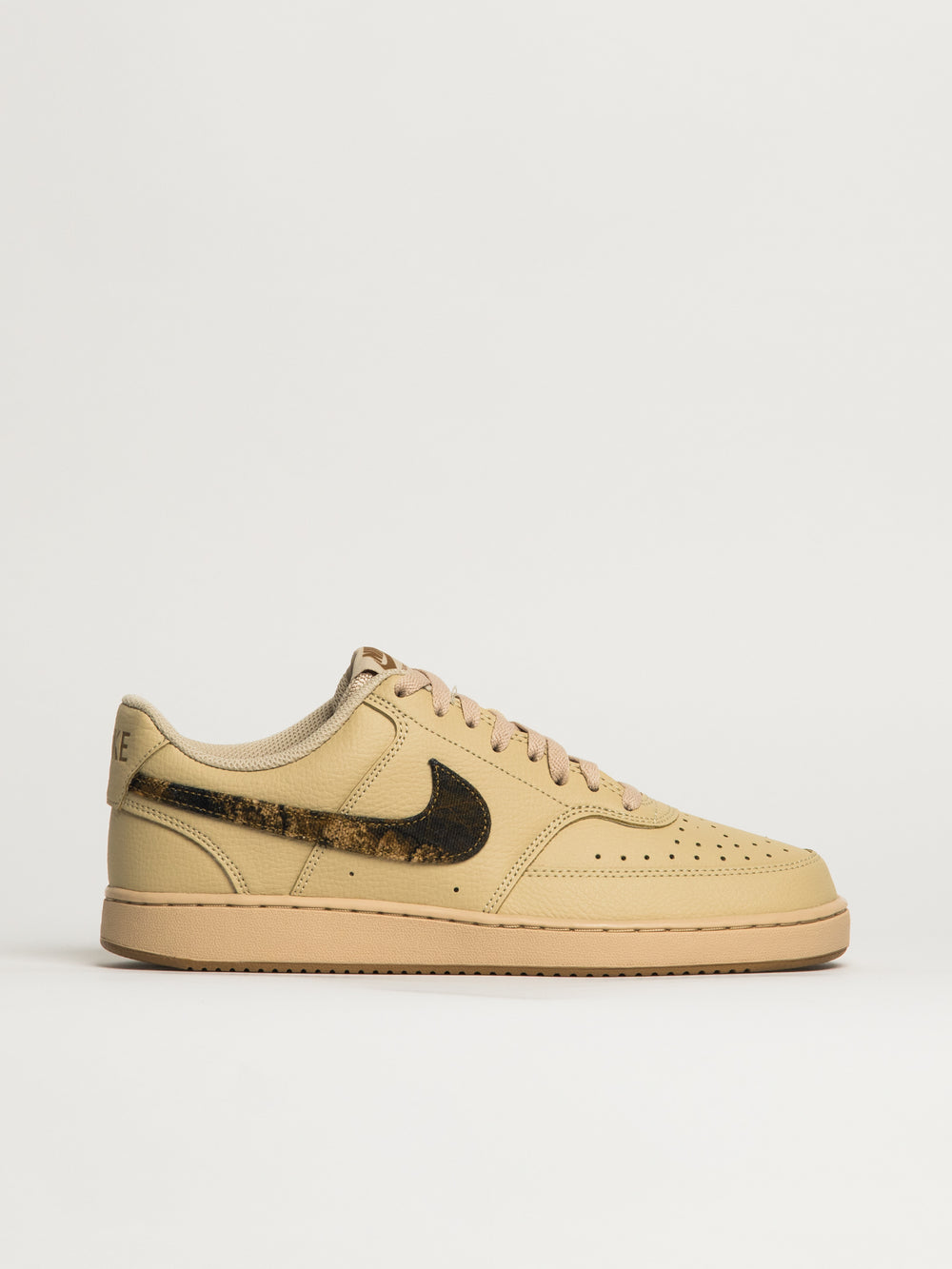 NIKE COURT VISION SE SNEAKER - CREAM