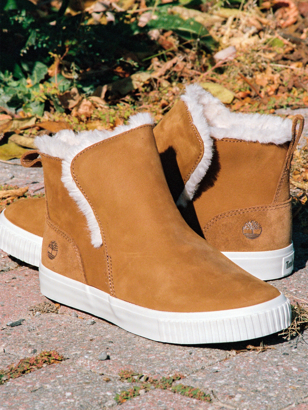 WOMENS TIMBERLAND SKYLA BAY WARM LINED PULL ON - CLEARANCE