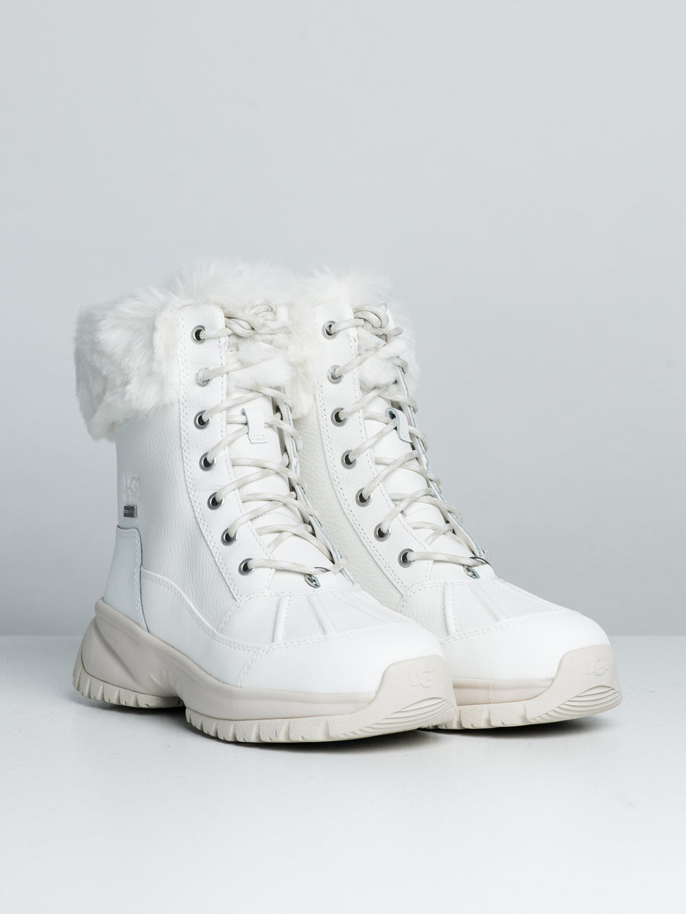 WOMENS UGG YOSE FLUFF BOOT - CLEARANCE