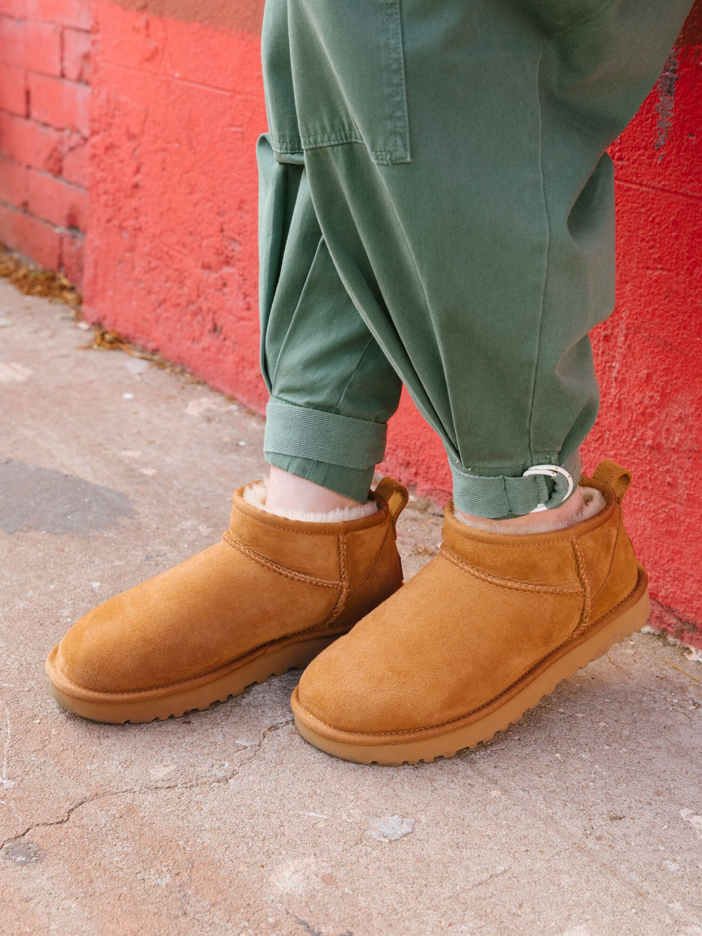 WOMENS UGG CLASSIC ULTRA MINI BOOT - CHESTNUT