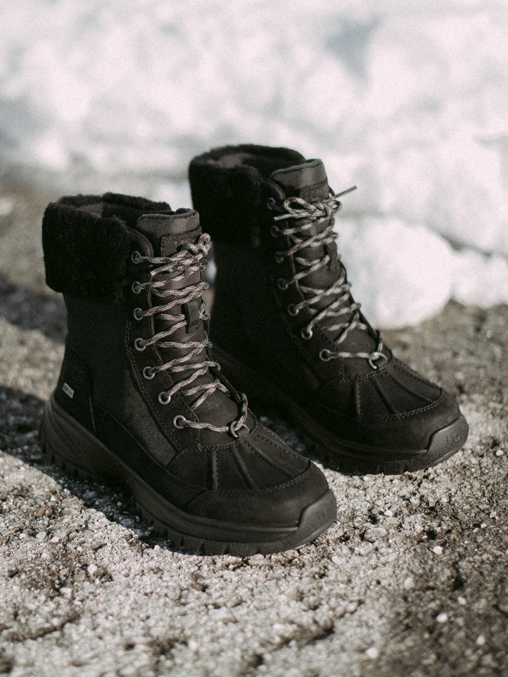 WOMENS UGG YOSE FLUFF HIKER BOOT - CLEARANCE
