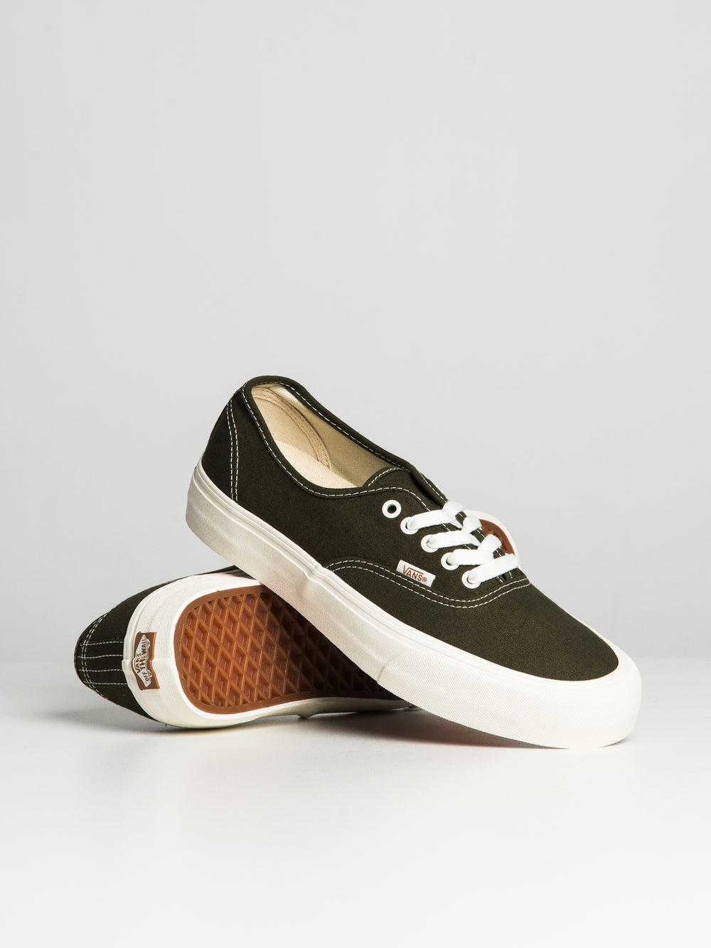 MENS VANS AUTHENTIC VR3 - CLEARANCE