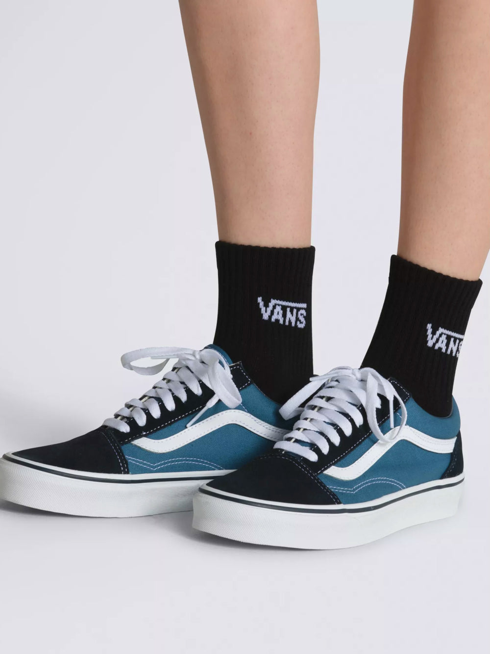 VANS HALF CREW - CLEARANCE