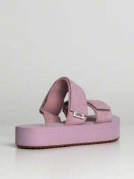 WOMENS VANS CAYUCAS SLIDE MEGA PLTFRM - CLEARANCE