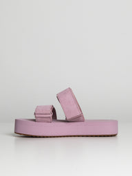 WOMENS VANS CAYUCAS SLIDE MEGA PLTFRM - CLEARANCE