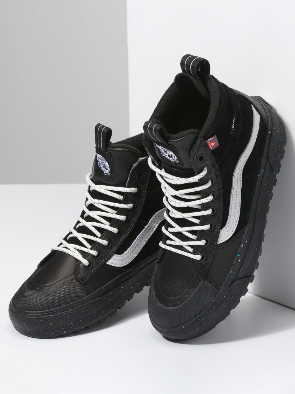 WOMENS VANS SK8 HI MTE-2 - CLEARANCE