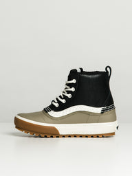 WOMENS VANS STANDARD MID SNOW MTE BOOT - CLEARANCE
