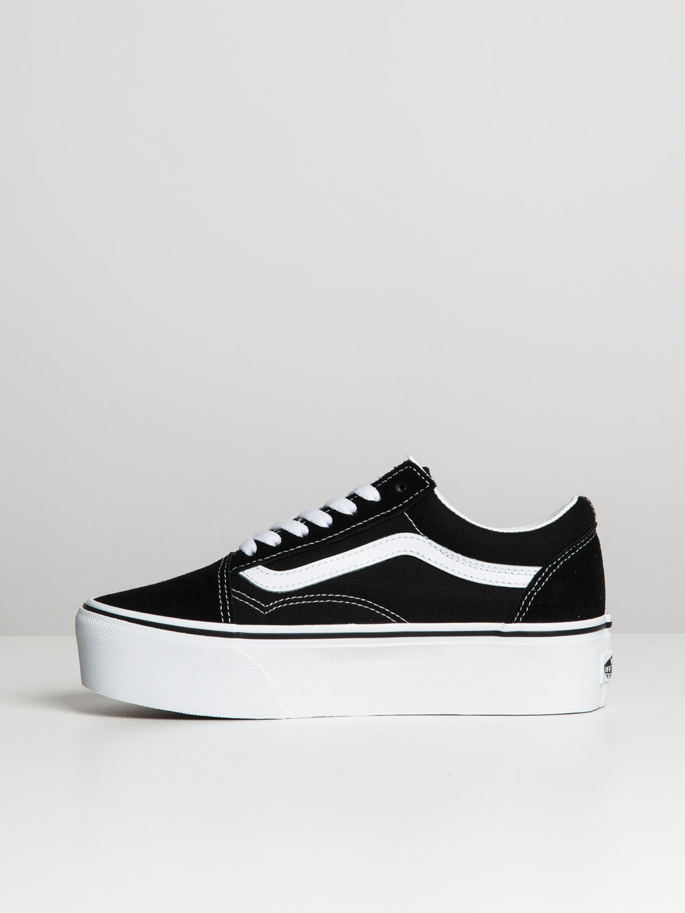 WOMENS VANS OLD SKOOL STACKFORM SNEAKER - CLEARANCE