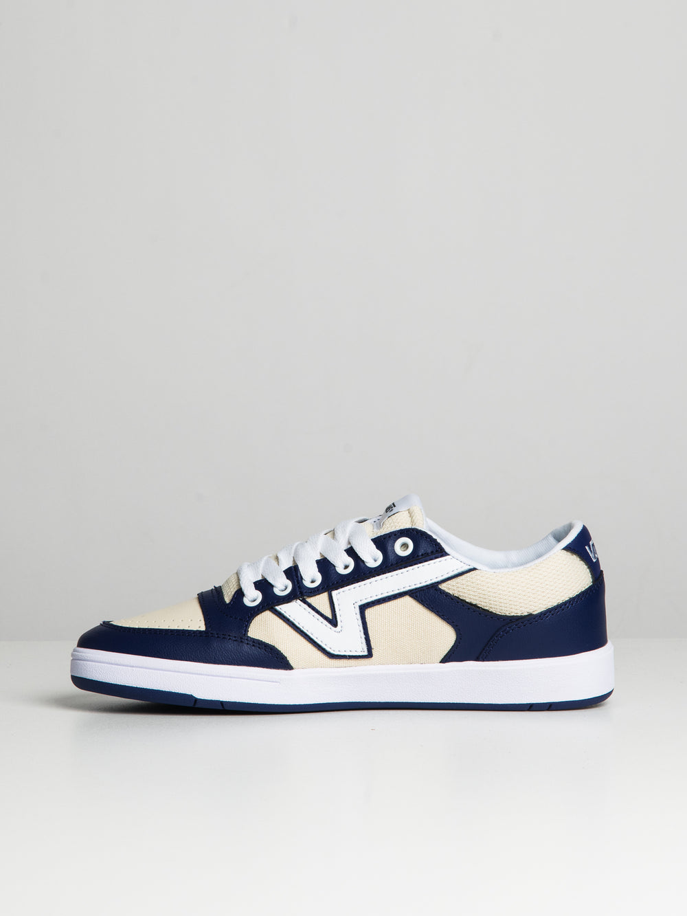 MENS VANS LOWLAND CC - CLEARANCE