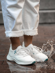 WOMENS VESSI EVERYDAY MOVE SNEAKER - CLEARANCE