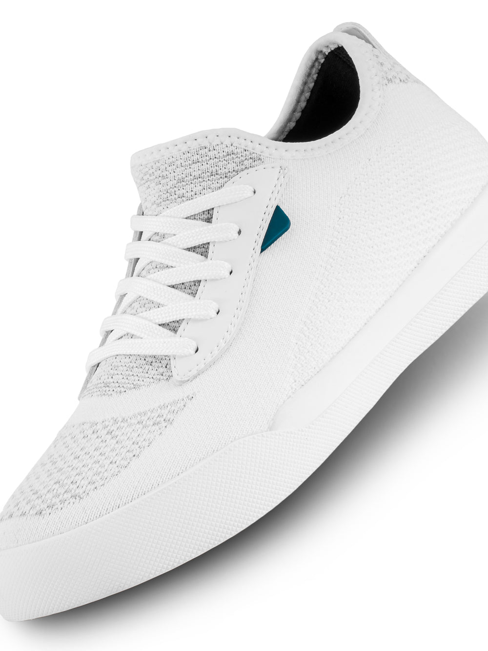 MENS VESSI WEEKEND SNEAKER - WHITE - CLEARANCE